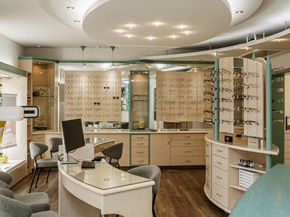 Brillenabteilung von Optik Hitzl in Glonn